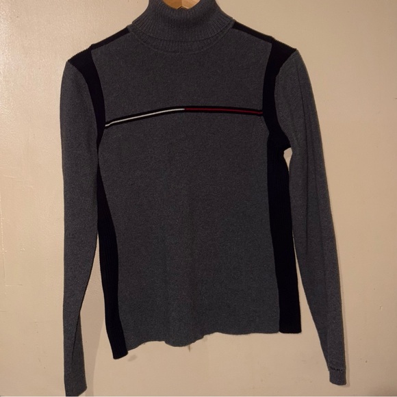 Gray Tommy Hilfiger Women's Sweater - Picture 5 of 7